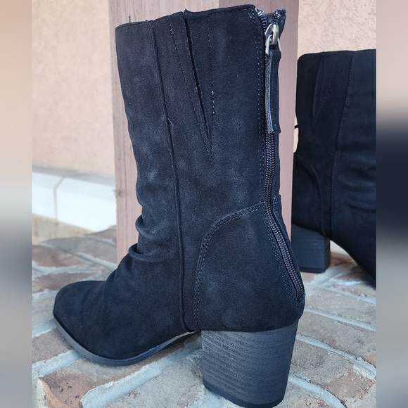 New Very G Black Foxie Fringe Bootie - Picture 3 of 5